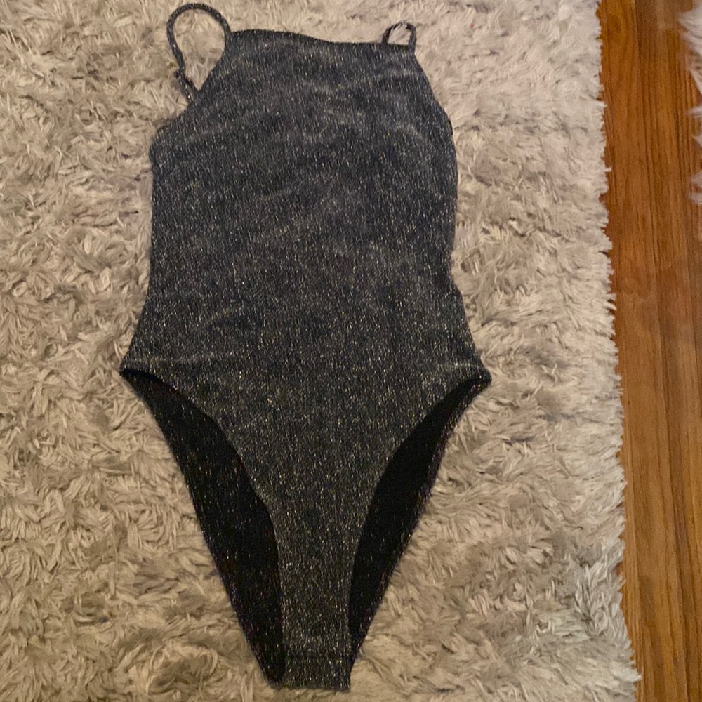 One piece top
